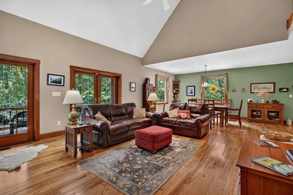150 FAIRFIELD ESTATES Dr - Photo 17