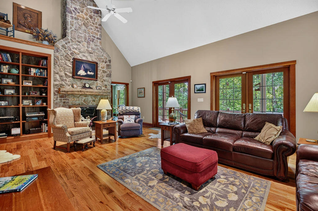 150 FAIRFIELD ESTATES Dr - Photo 19