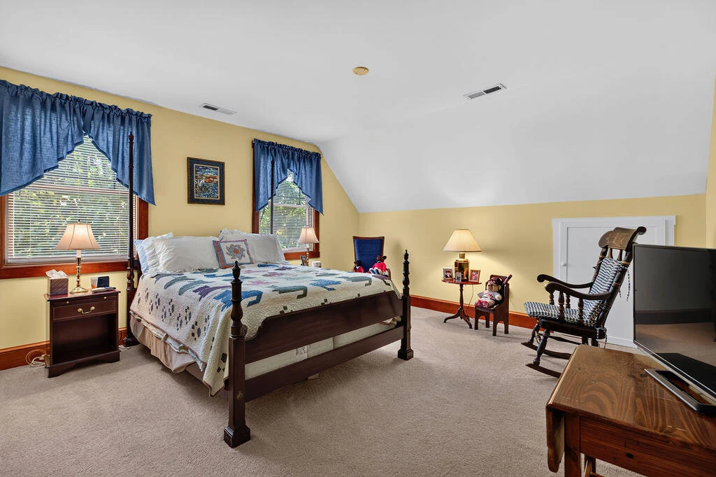 150 FAIRFIELD ESTATES Dr - Photo 33