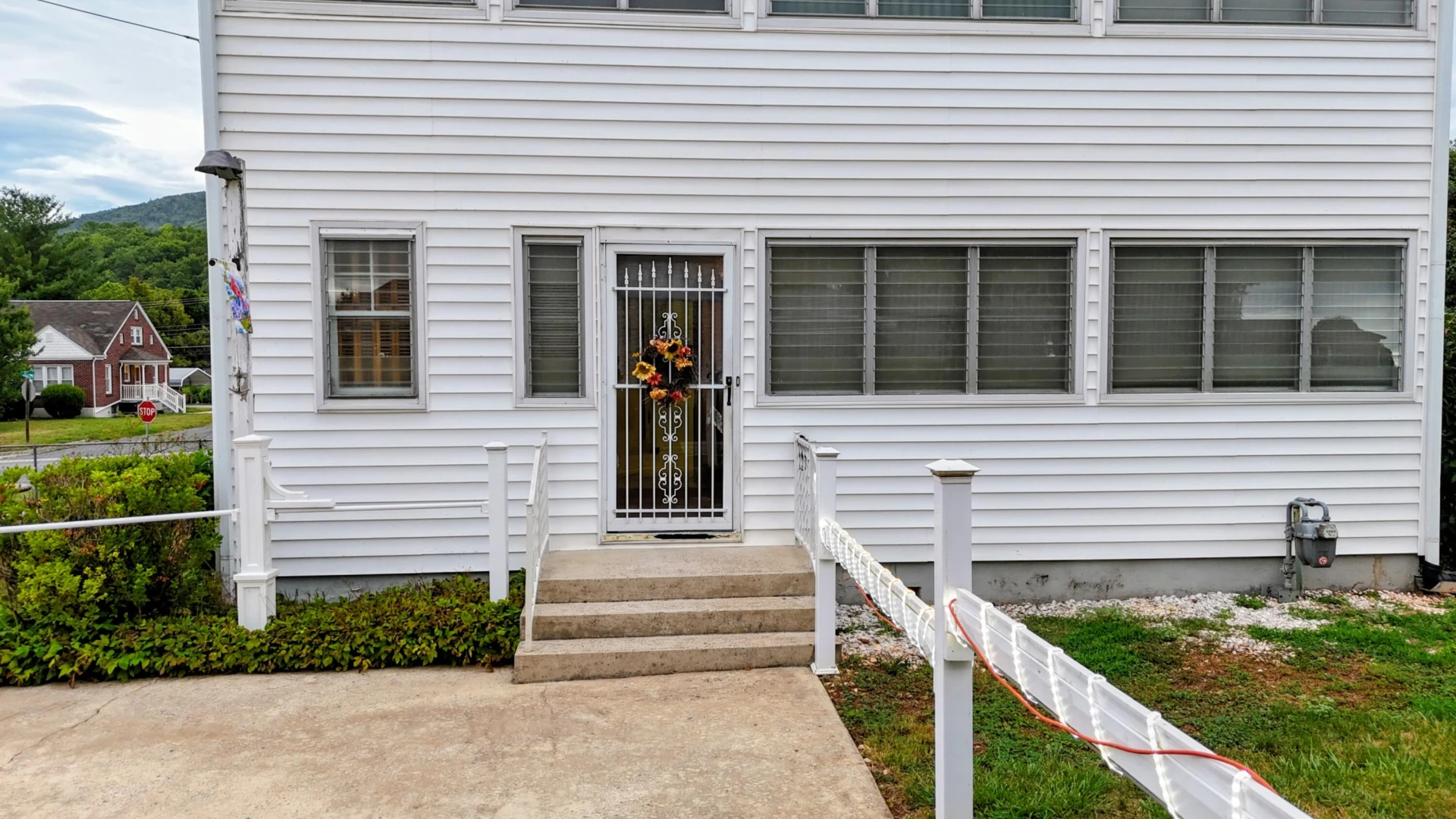 471 MAGNOLIA Ave - Photo 23