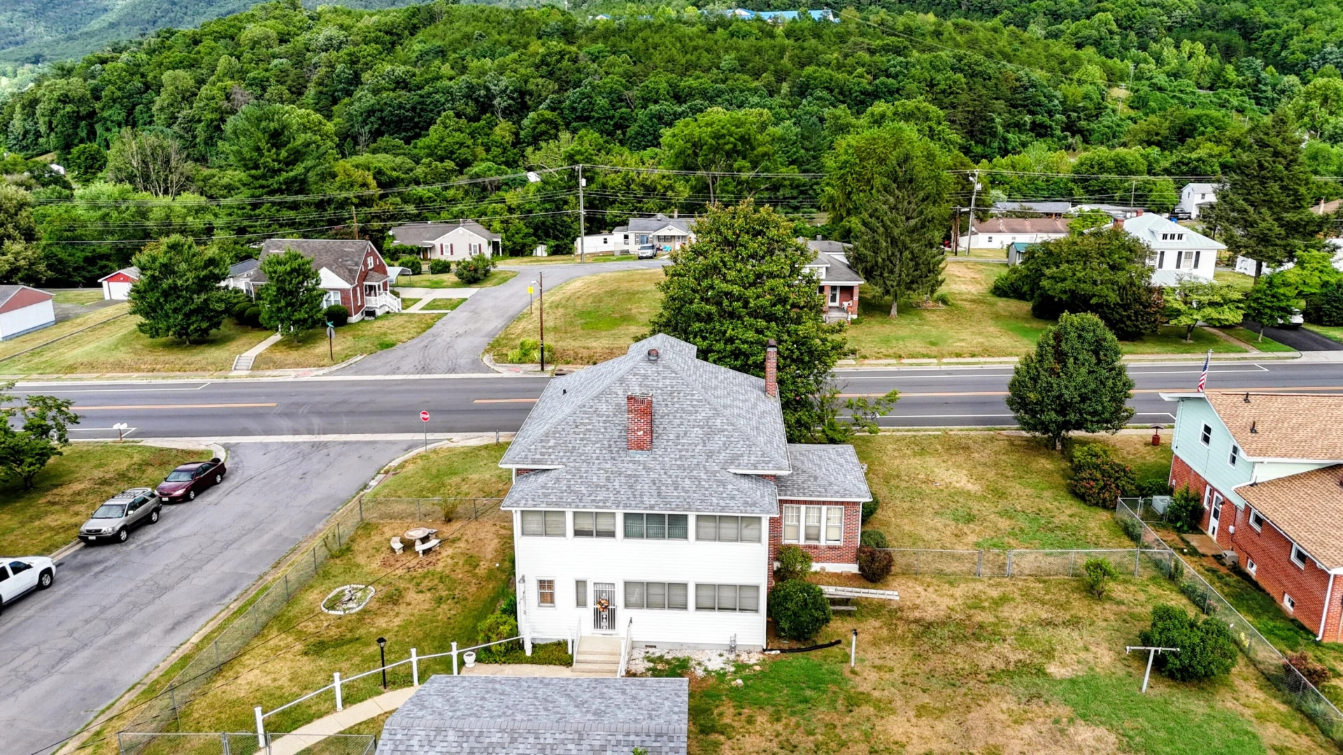 471 MAGNOLIA Ave - Photo 3