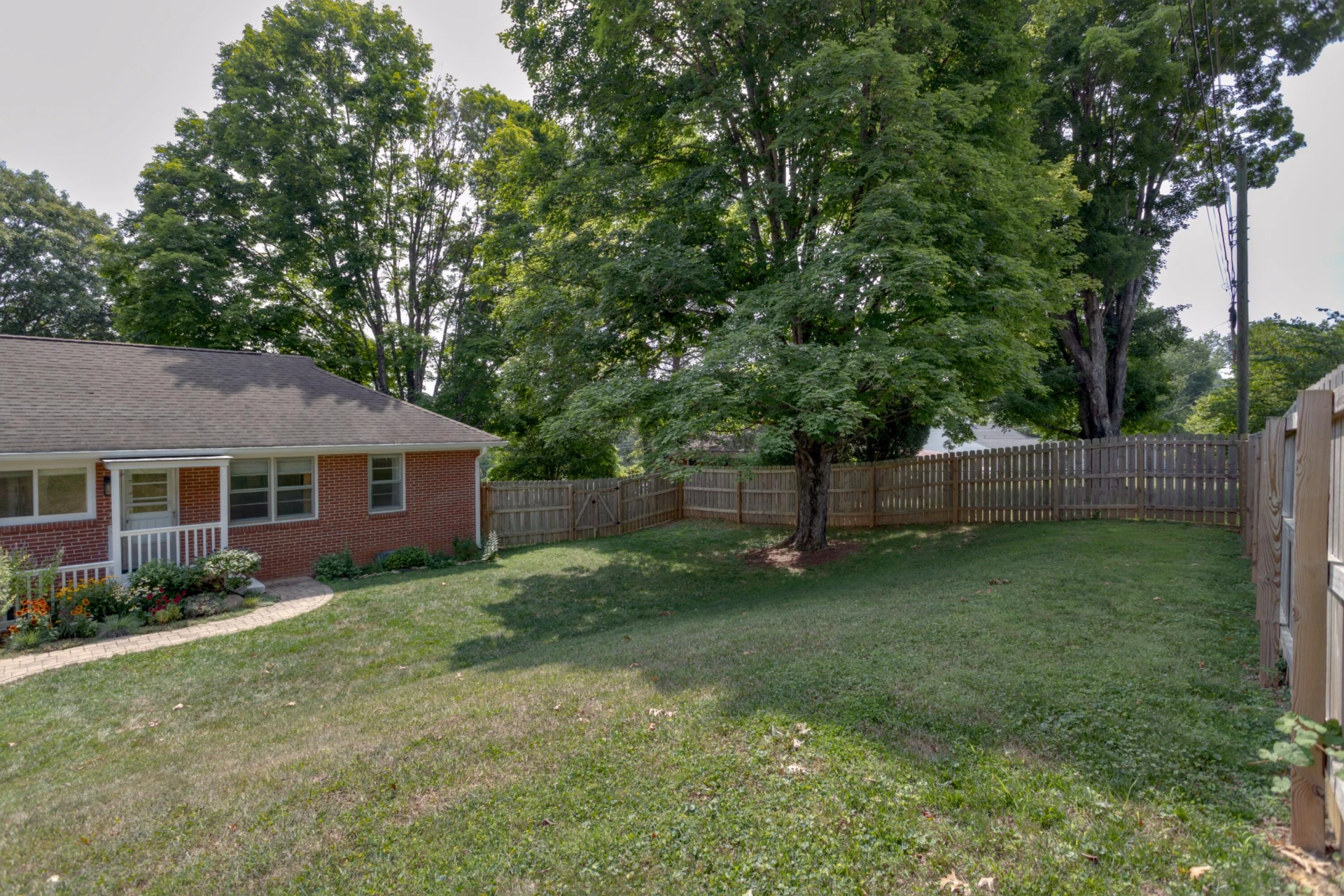 108 Oakview Dr - Photo 28