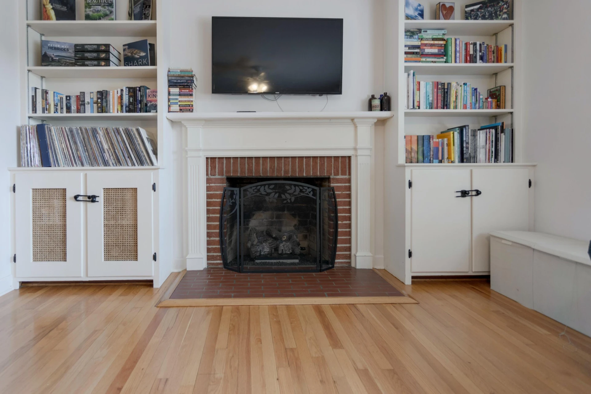108 Oakview Dr - Photo 4