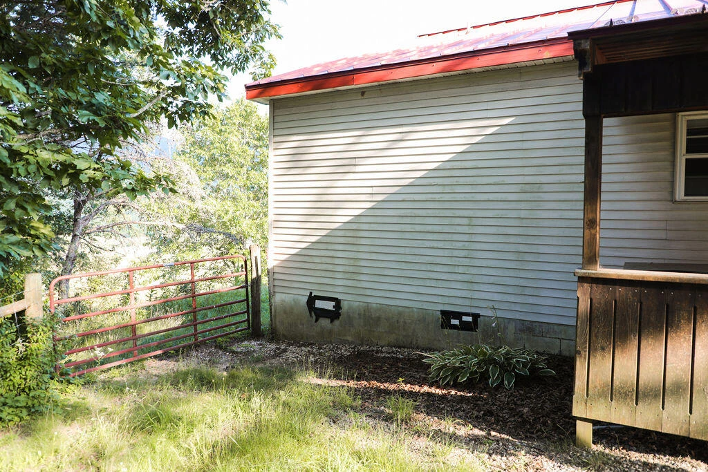 12132 Jackson River Rd - Photo 18