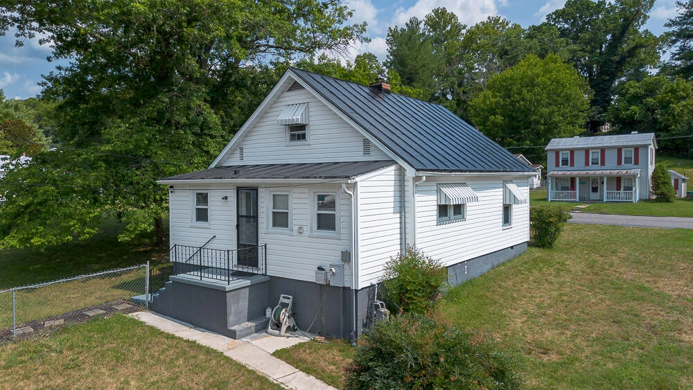 177 W 28TH St - Photo 7