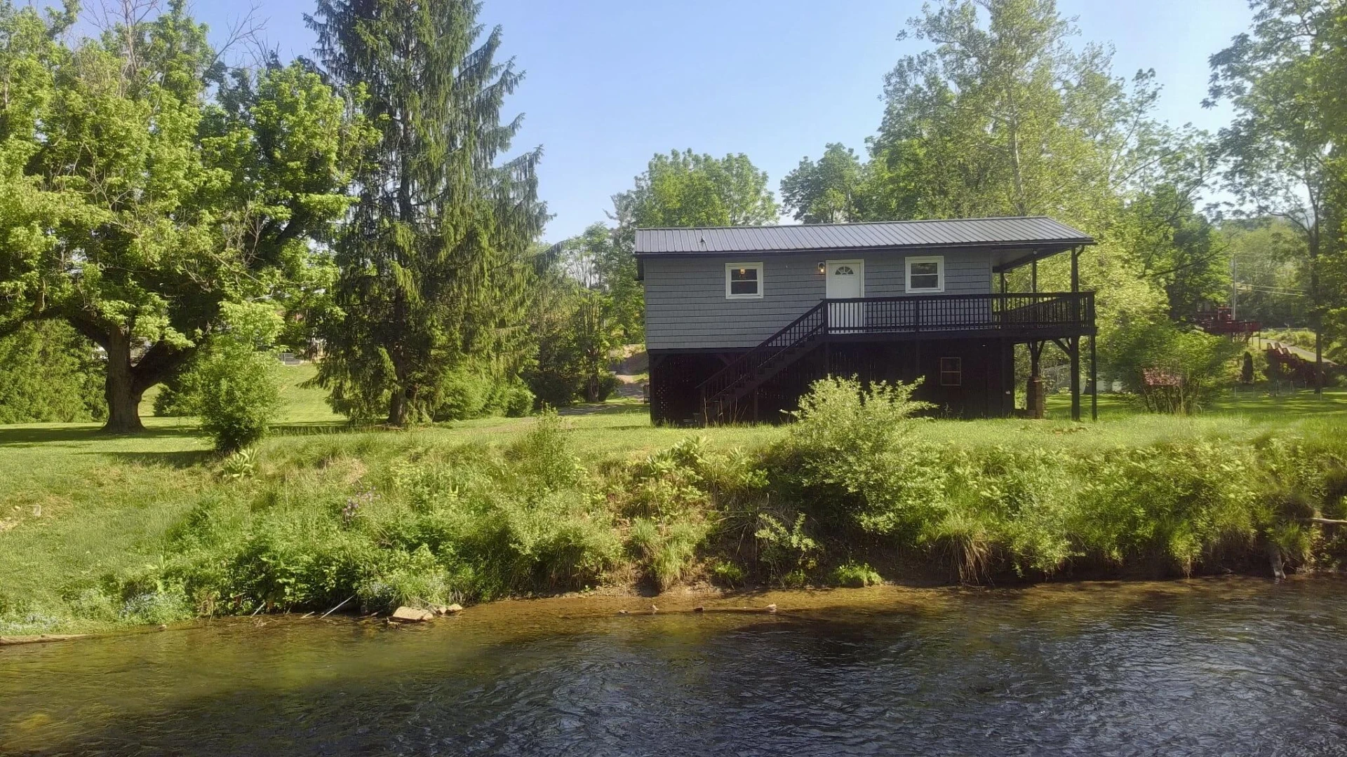 2133 Evergreen Rd - Photo 2