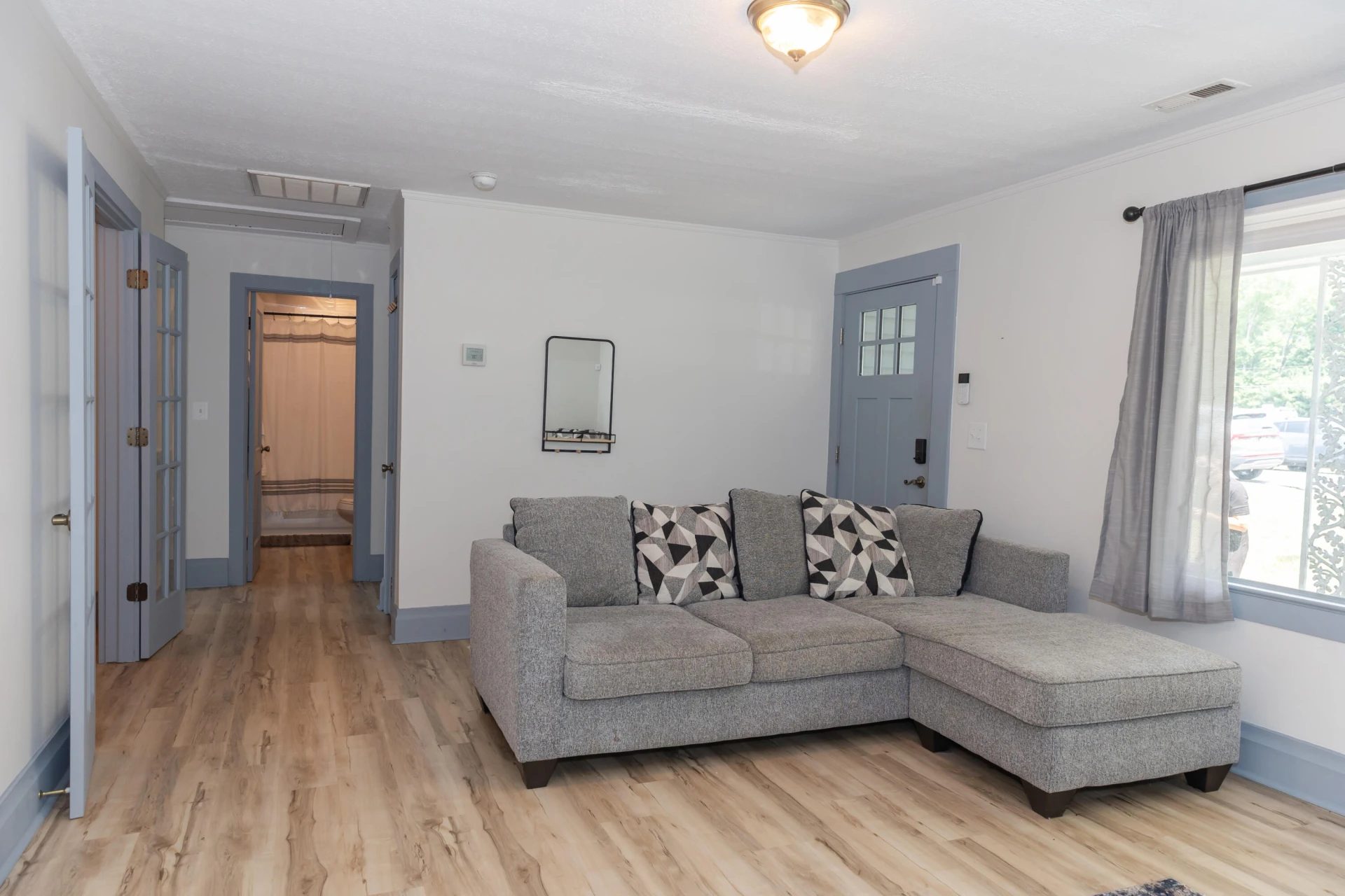 1213 WOODLAND Ave - Photo 32