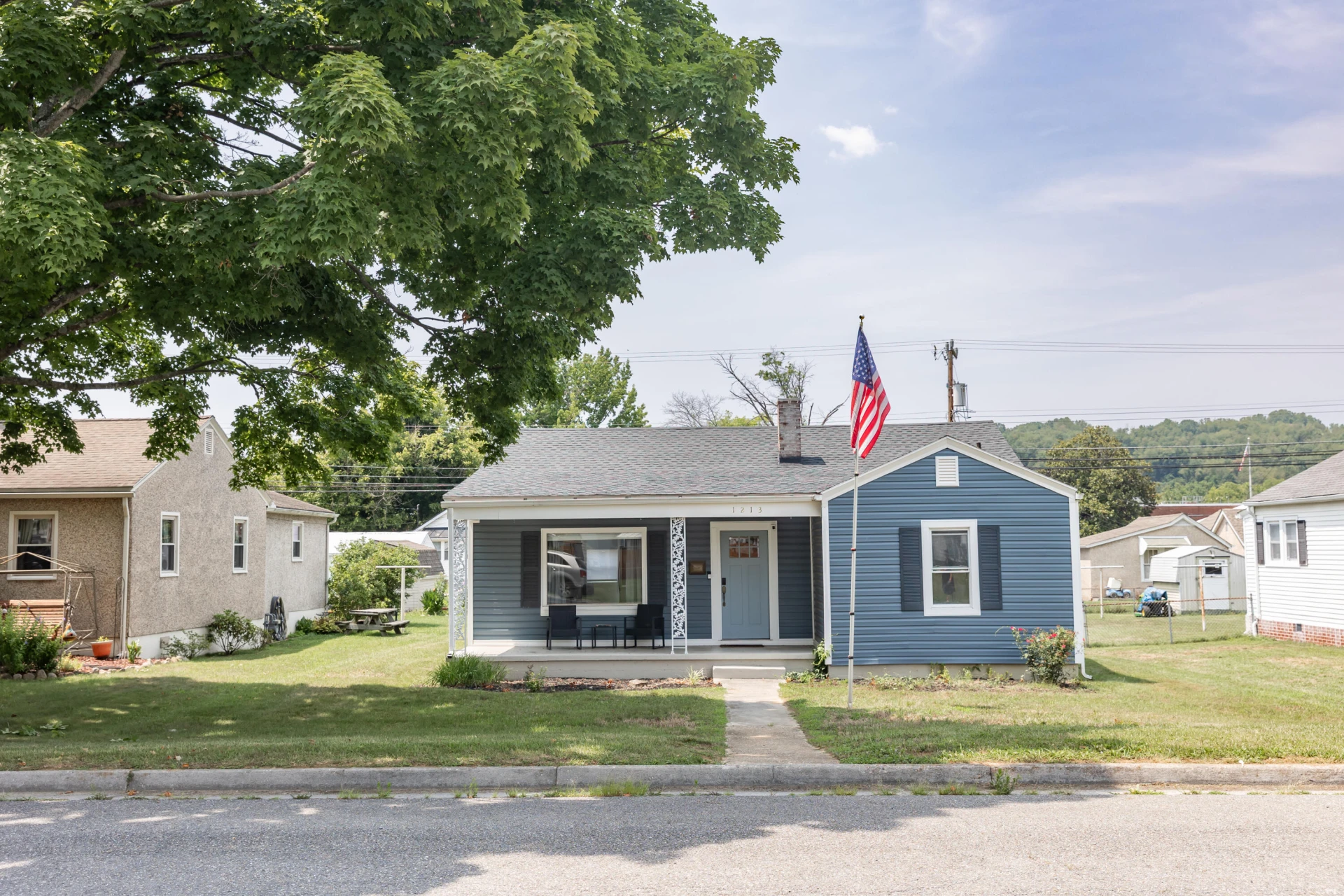 1213 WOODLAND Ave - Photo 4