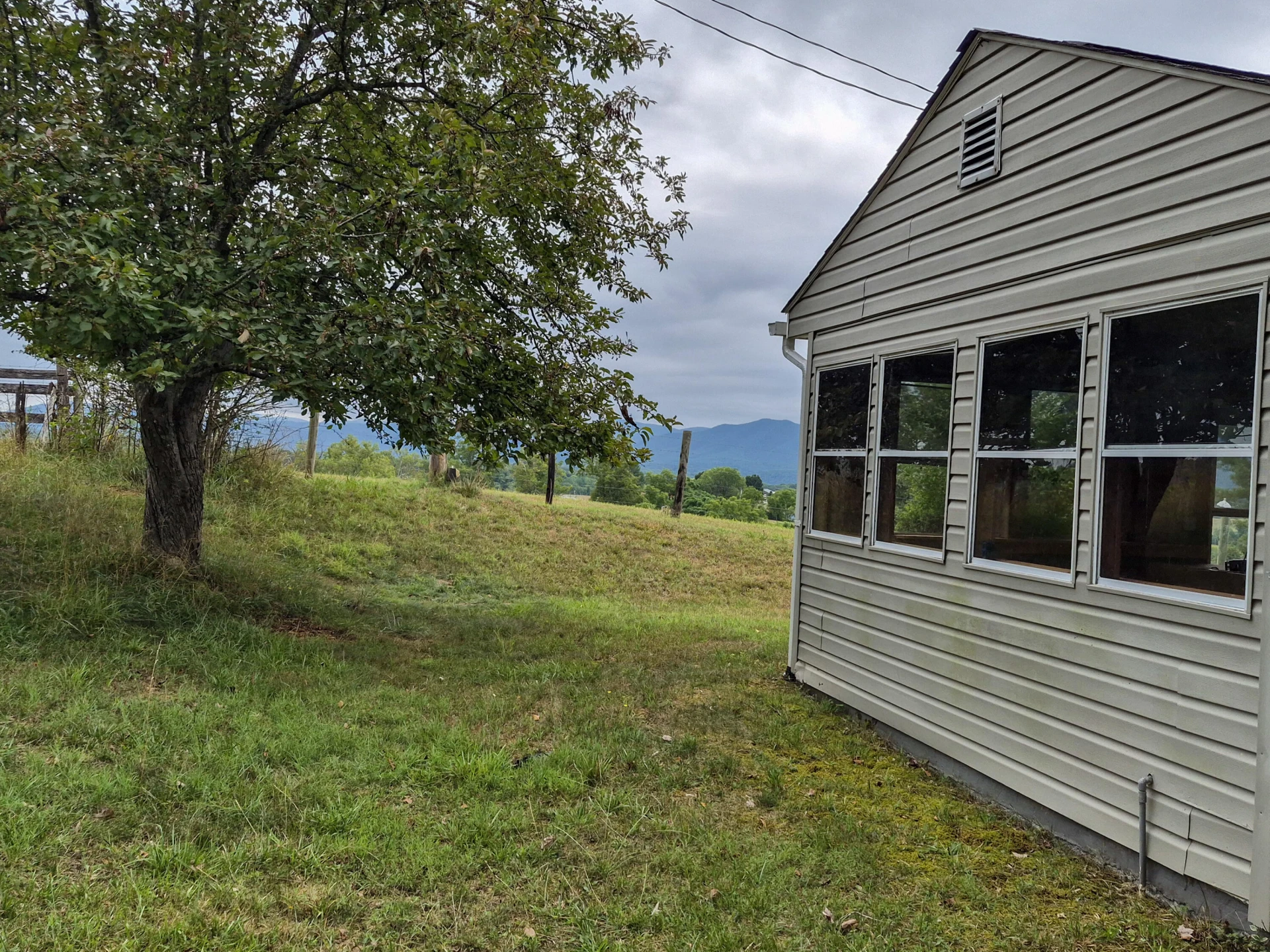 98 CLAYTOR Ln - Photo 11