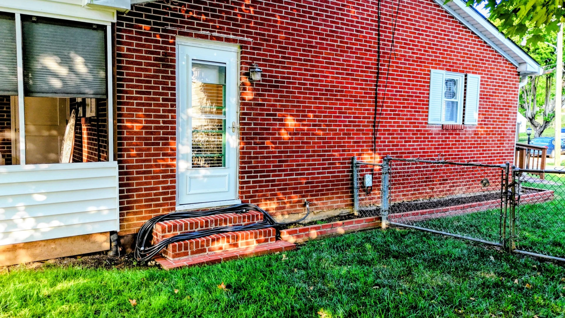 317 MILLER St - Photo 15