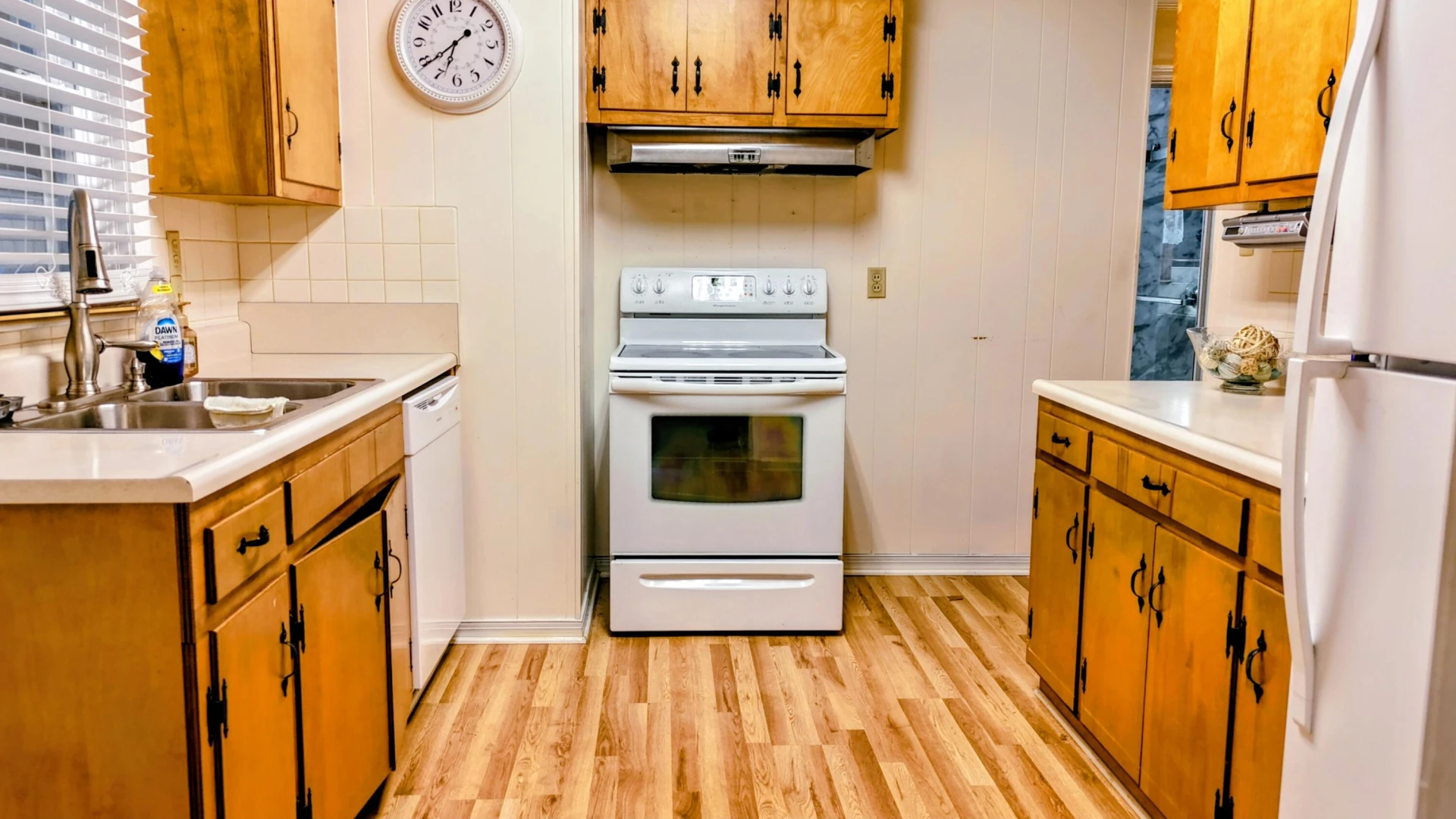 317 MILLER St - Photo 37