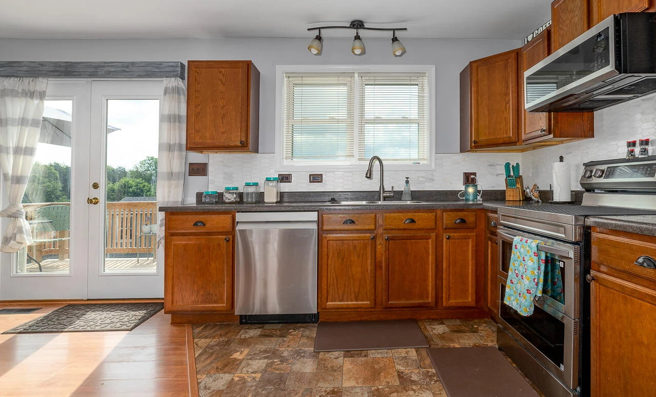 144 Village Way - Photo 18