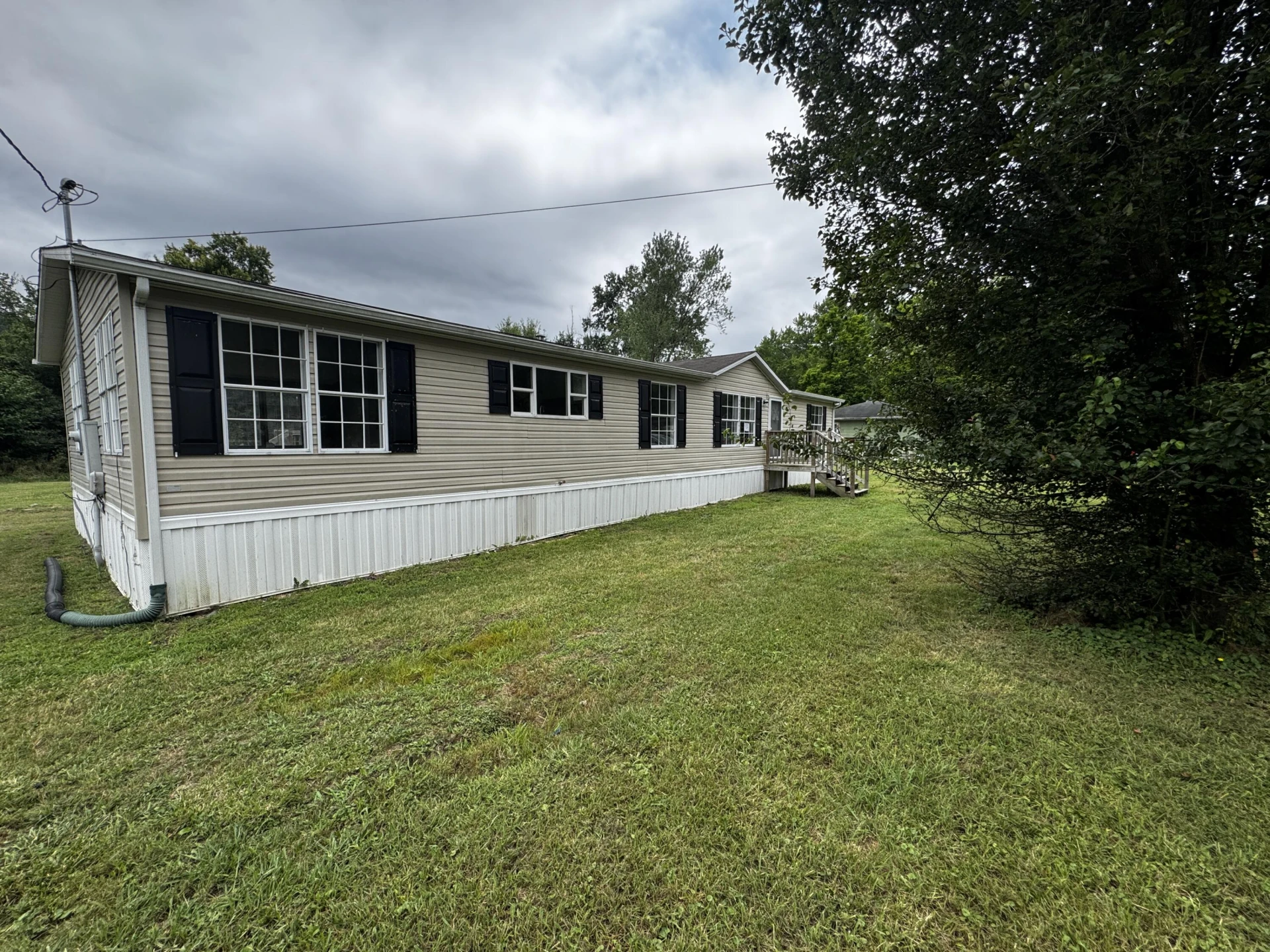 419 POCAHONTAS St - Photo 18