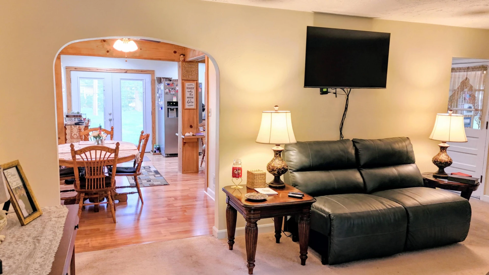458 HEMLOCK Ave - Photo 2