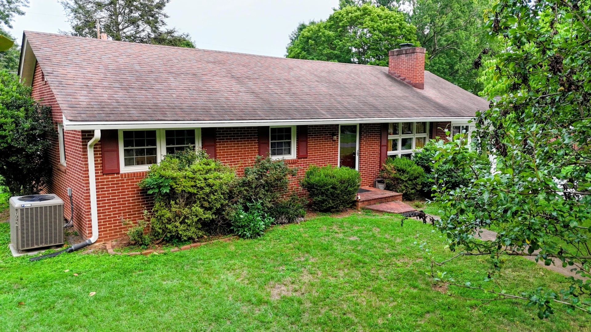 458 HEMLOCK Ave - Photo 13
