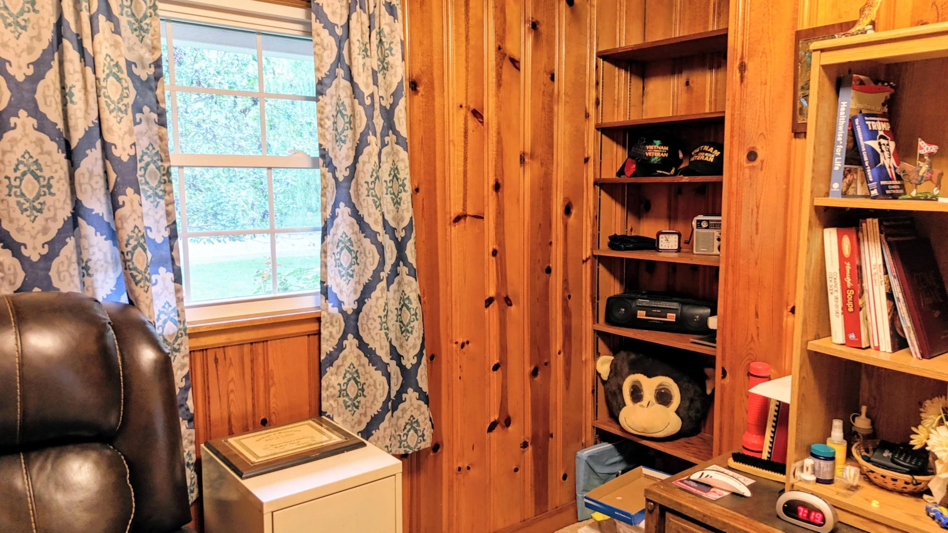 458 HEMLOCK Ave - Photo 16