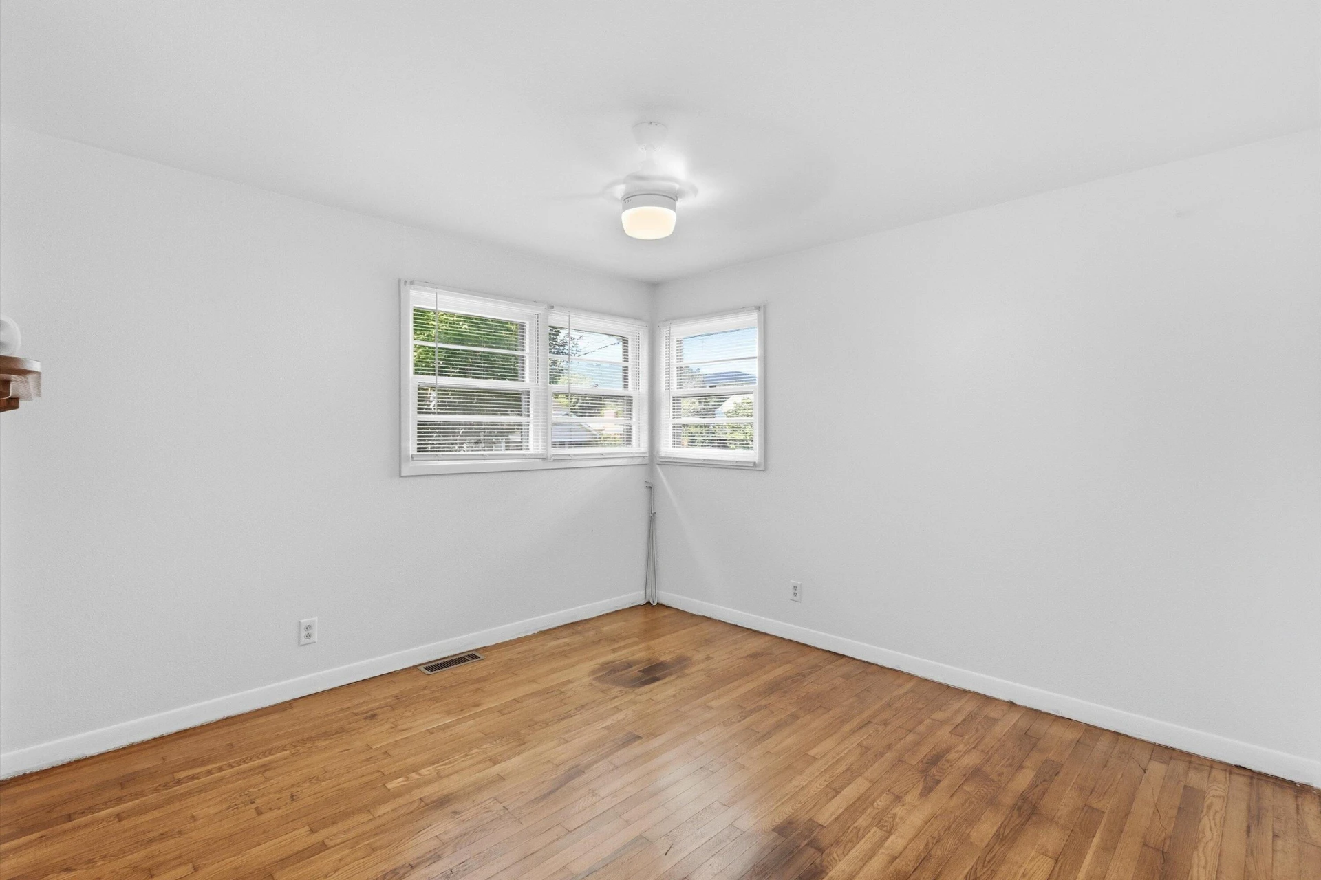 222 E Gordon St - Photo 13