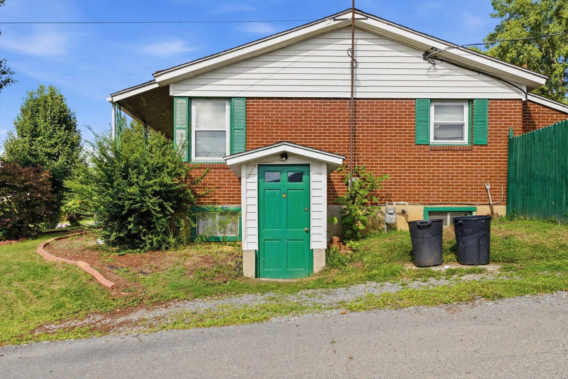 222 E Gordon St - Photo 29