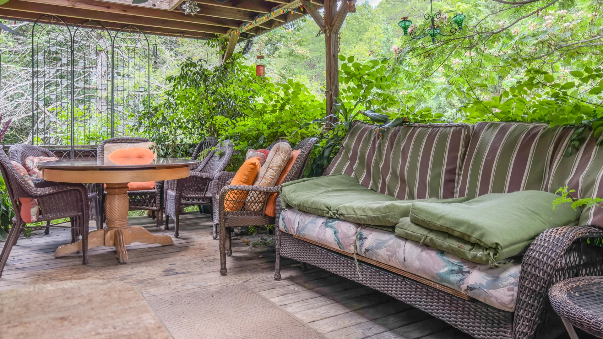 5704 Plank Rd - Photo 46
