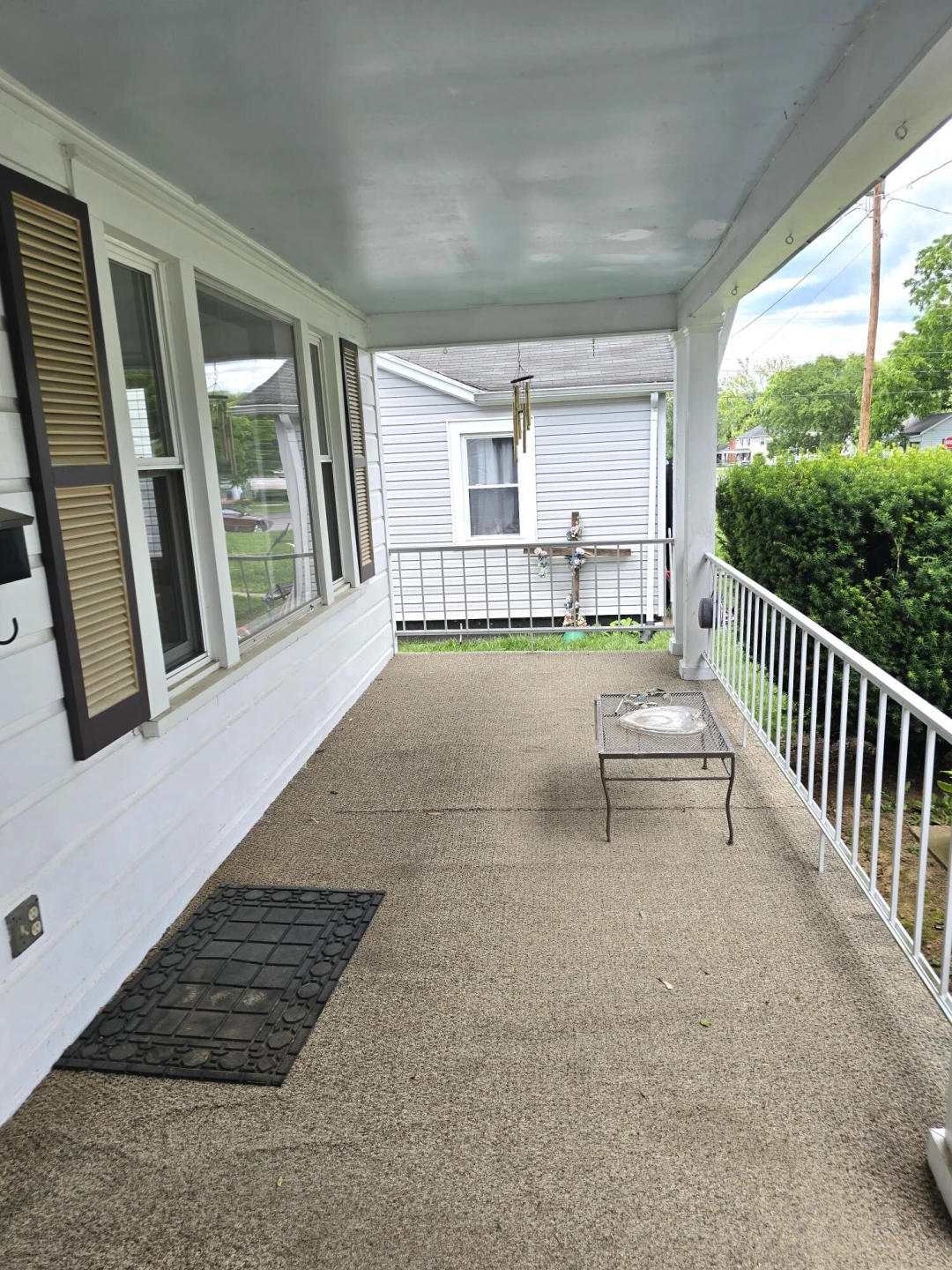 1243 Walnut Ave - Photo 2