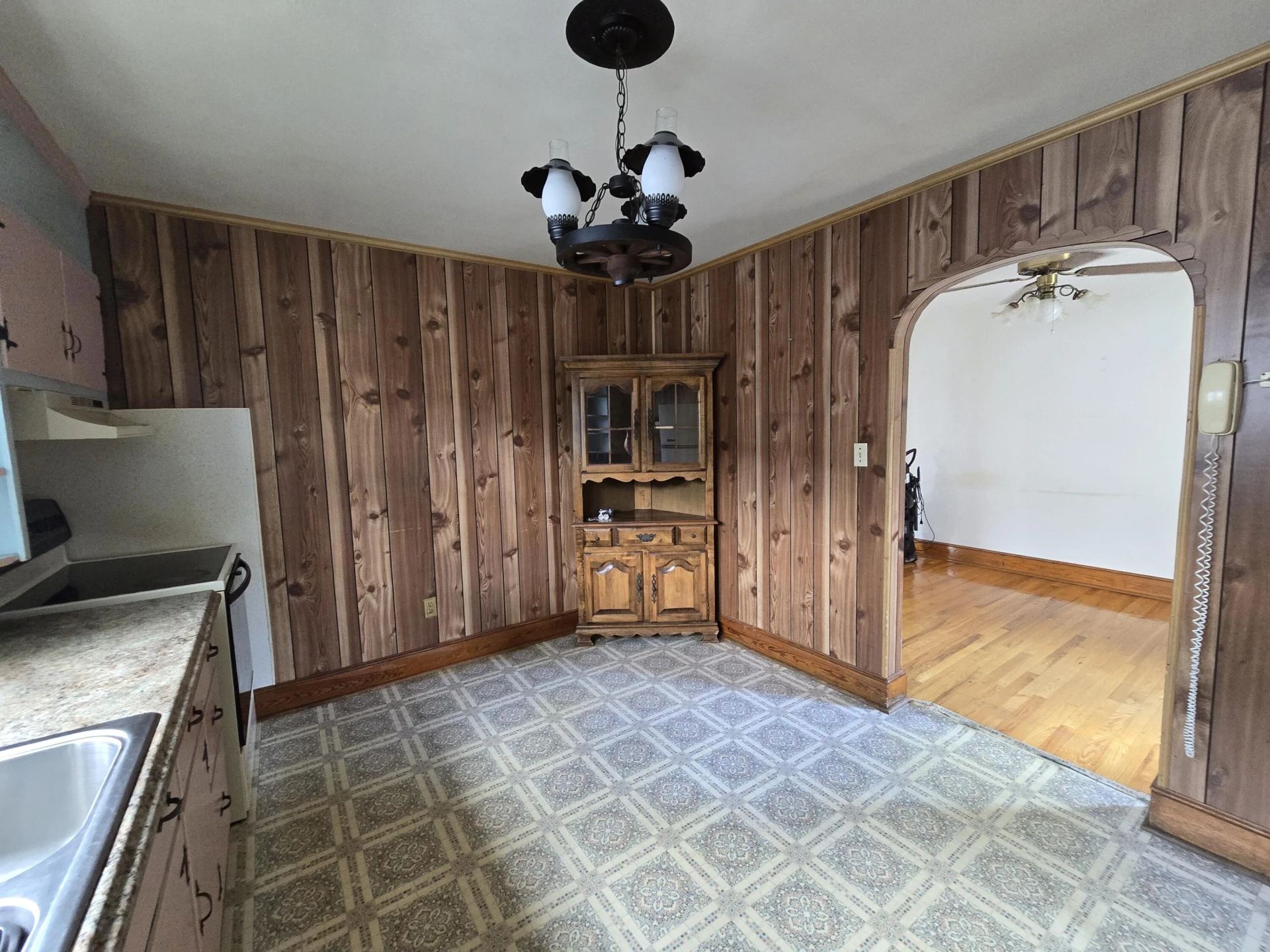 1243 Walnut Ave - Photo 7