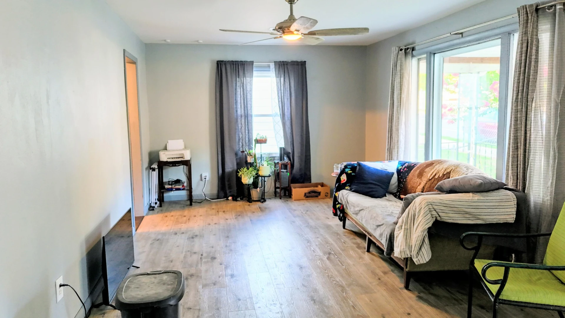 219 E 29TH St - Photo 11