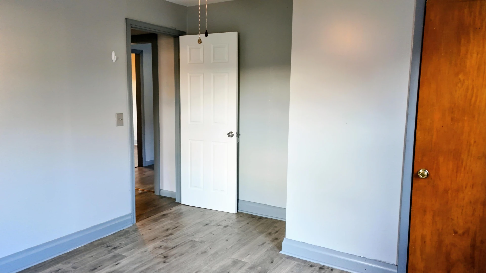 219 E 29TH St - Photo 12