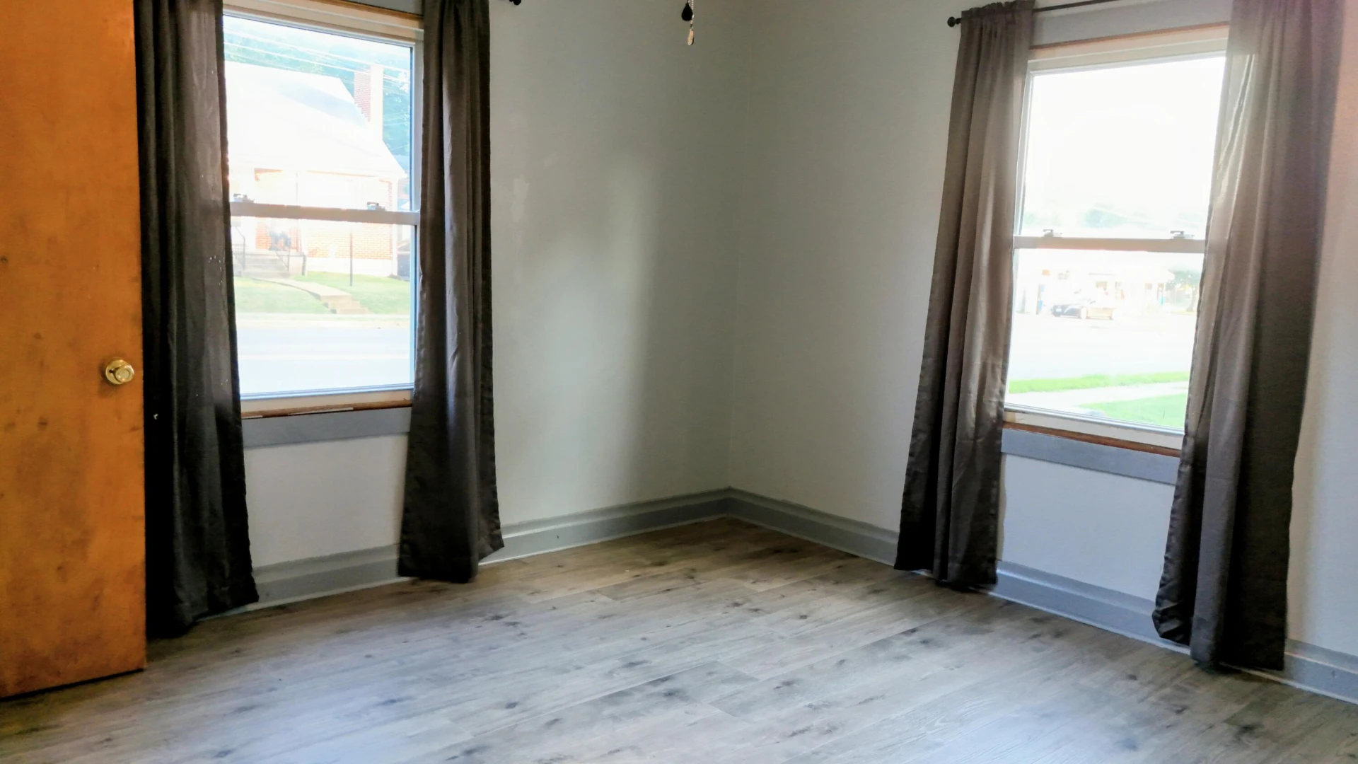 219 E 29TH St - Photo 13