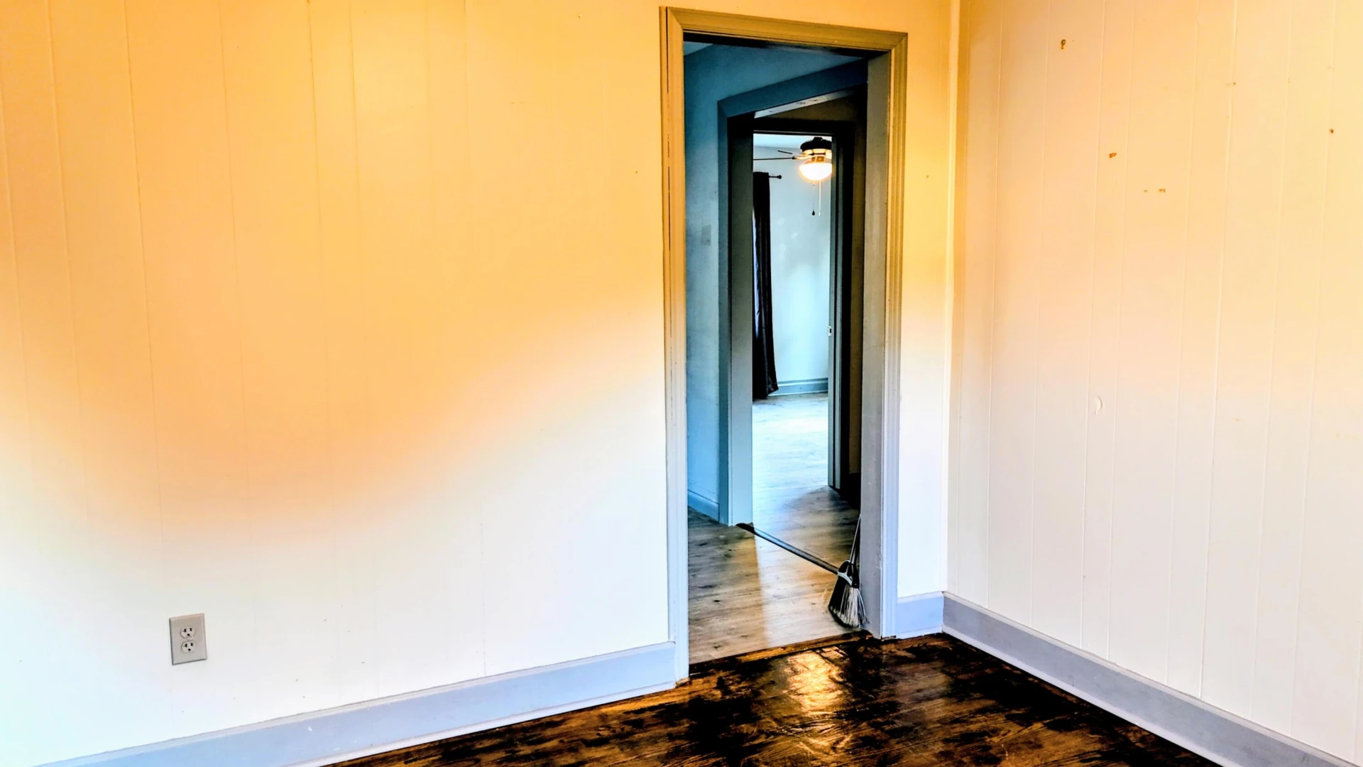 219 E 29TH St - Photo 17