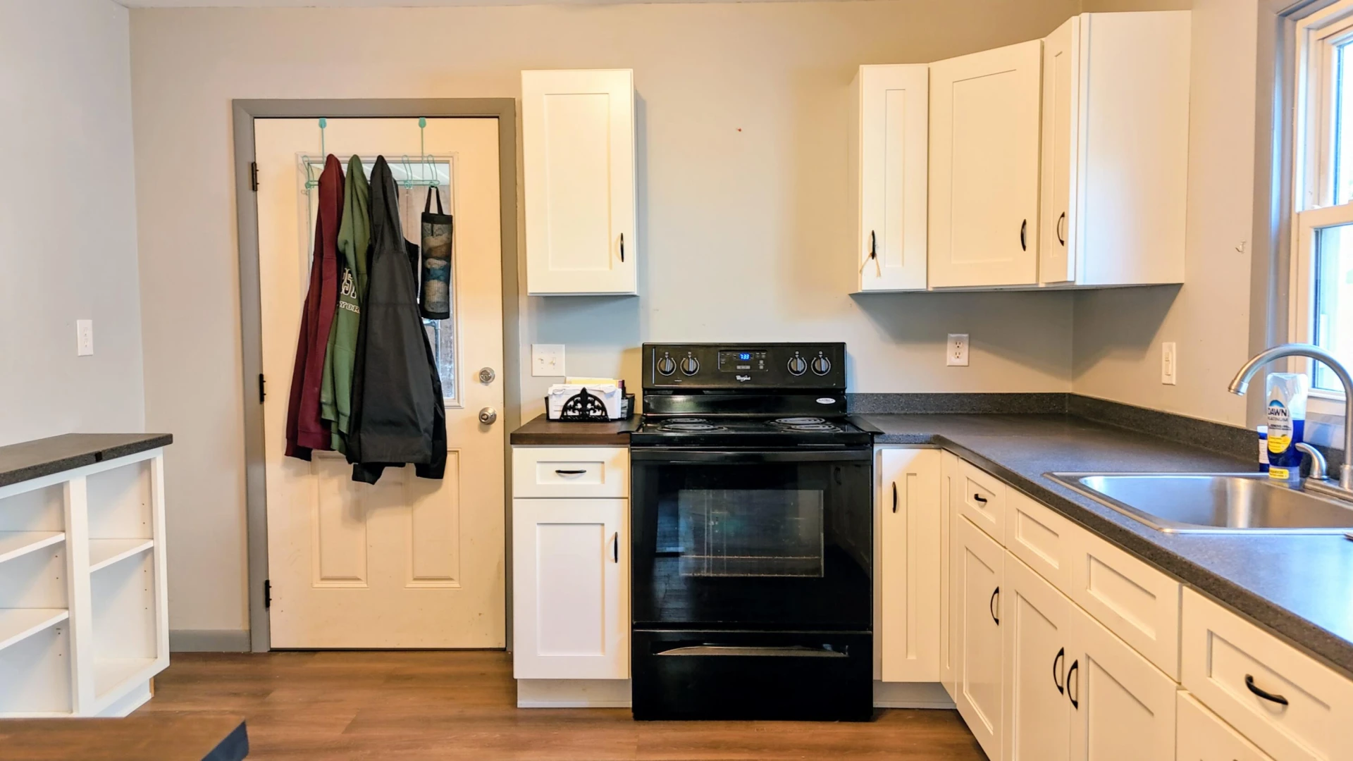 219 E 29TH St - Photo 18