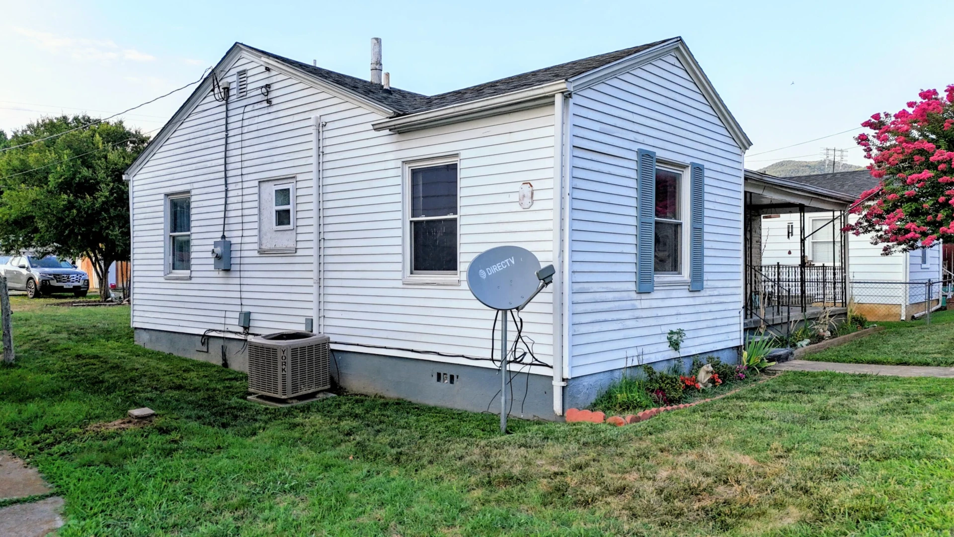 219 E 29TH St - Photo 20