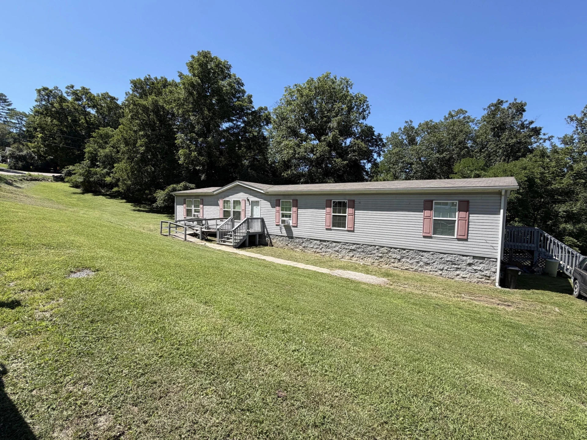 6710 Potts Creek Rd