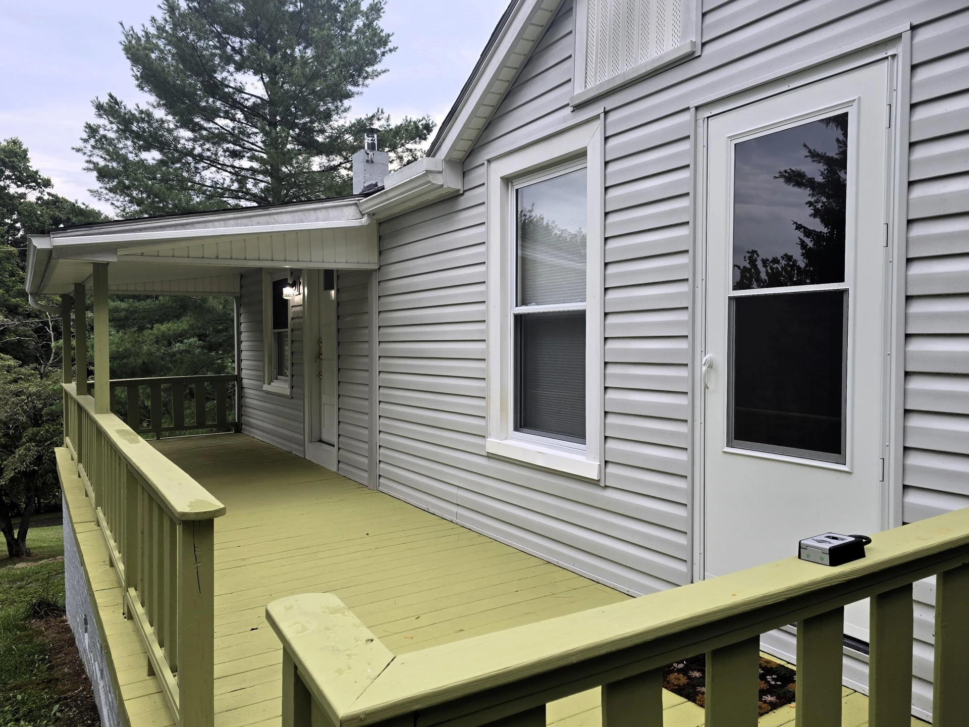589 Ebenezer Cir - Photo 2