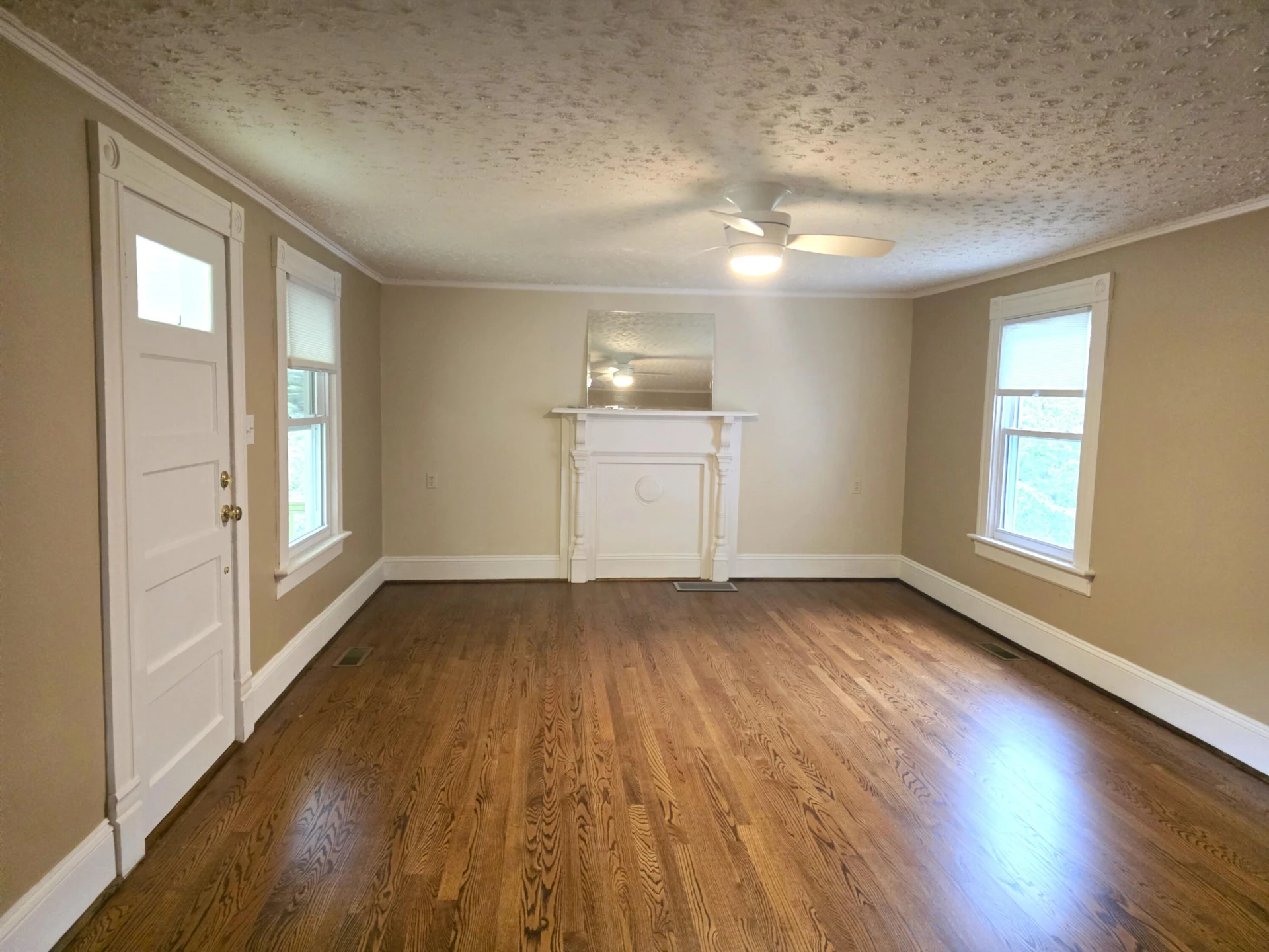 589 Ebenezer Cir - Photo 3
