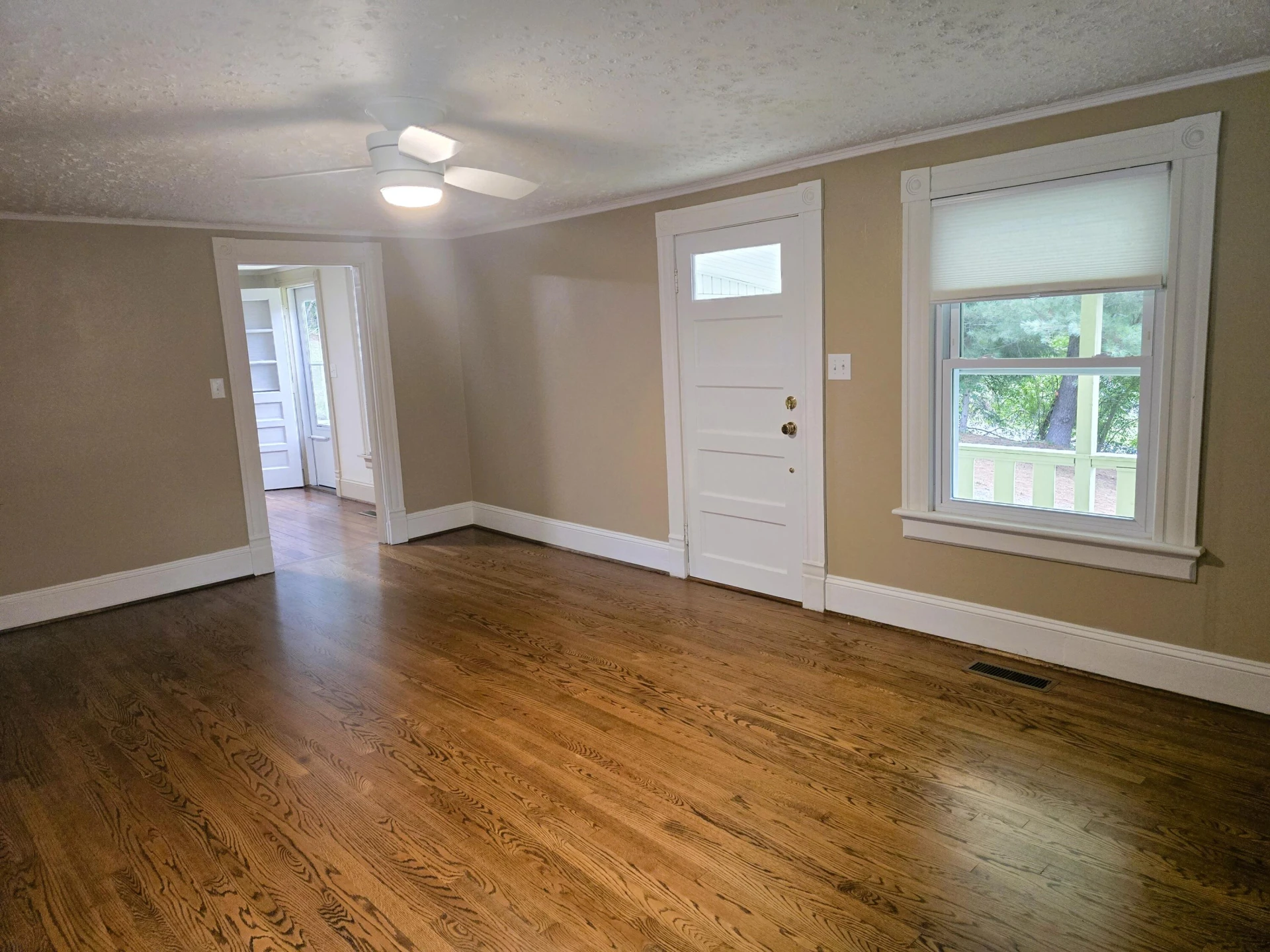 589 Ebenezer Cir - Photo 5