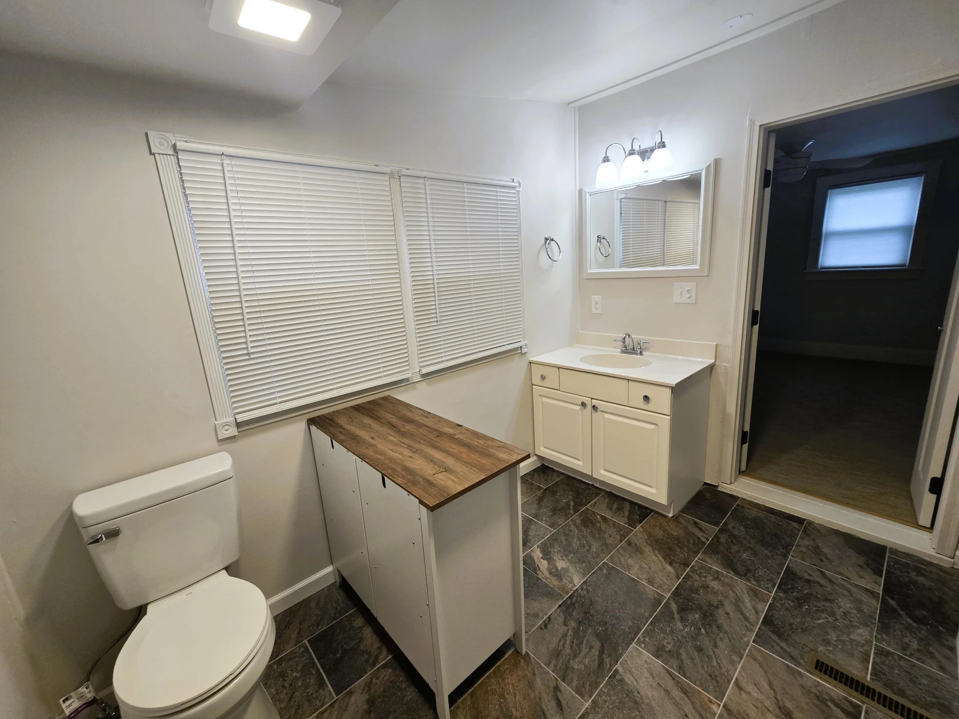 589 Ebenezer Cir - Photo 17