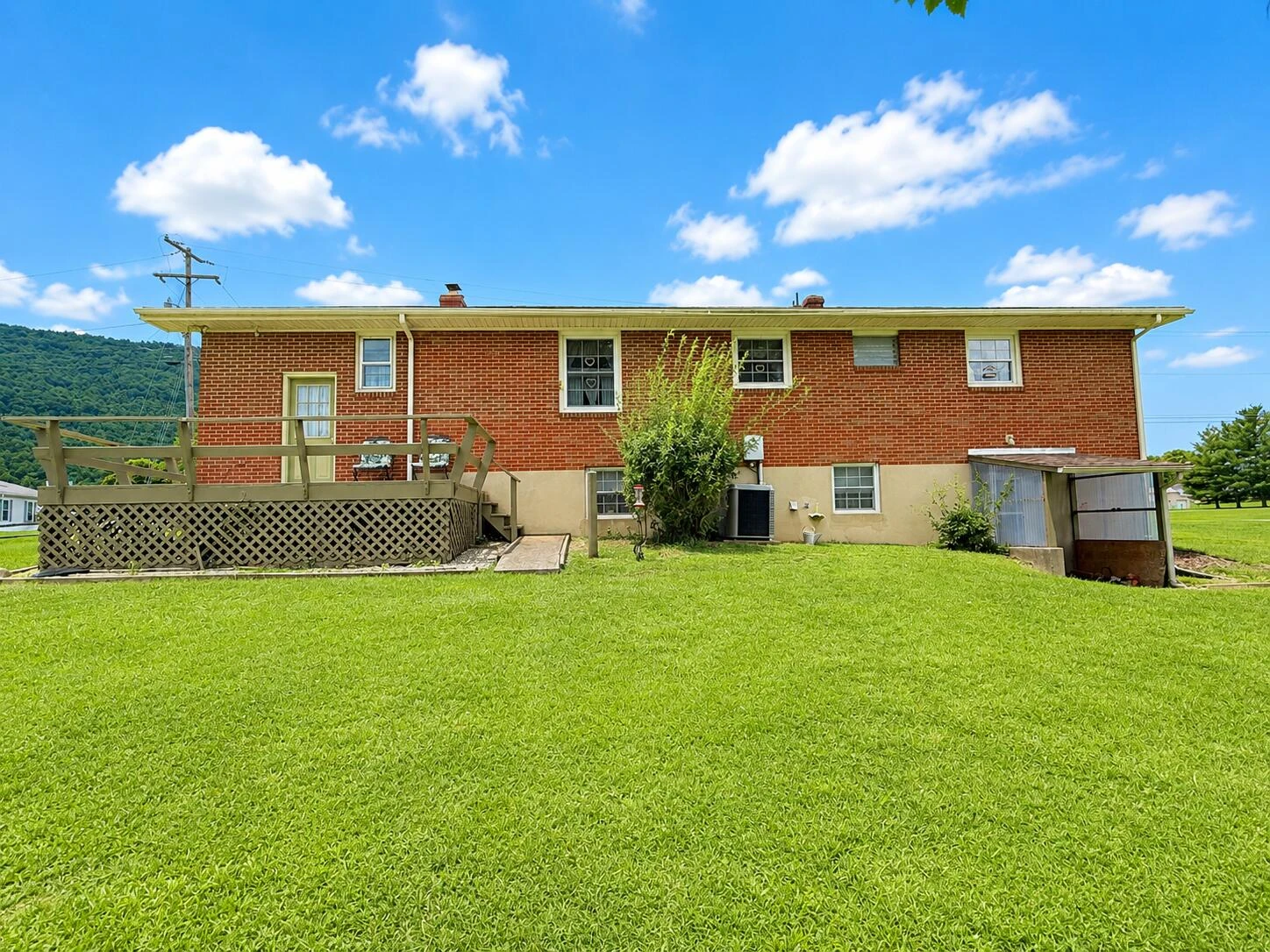 214 Chapel Dr - Photo 6