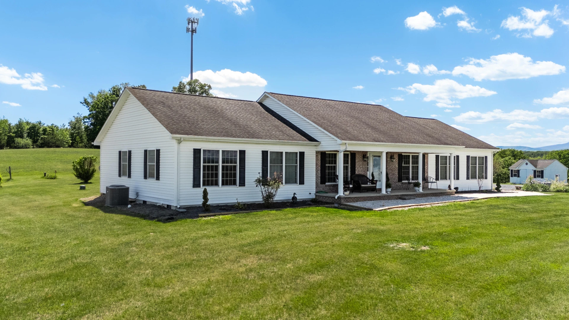 112 Guernsey Ln - Photo 63