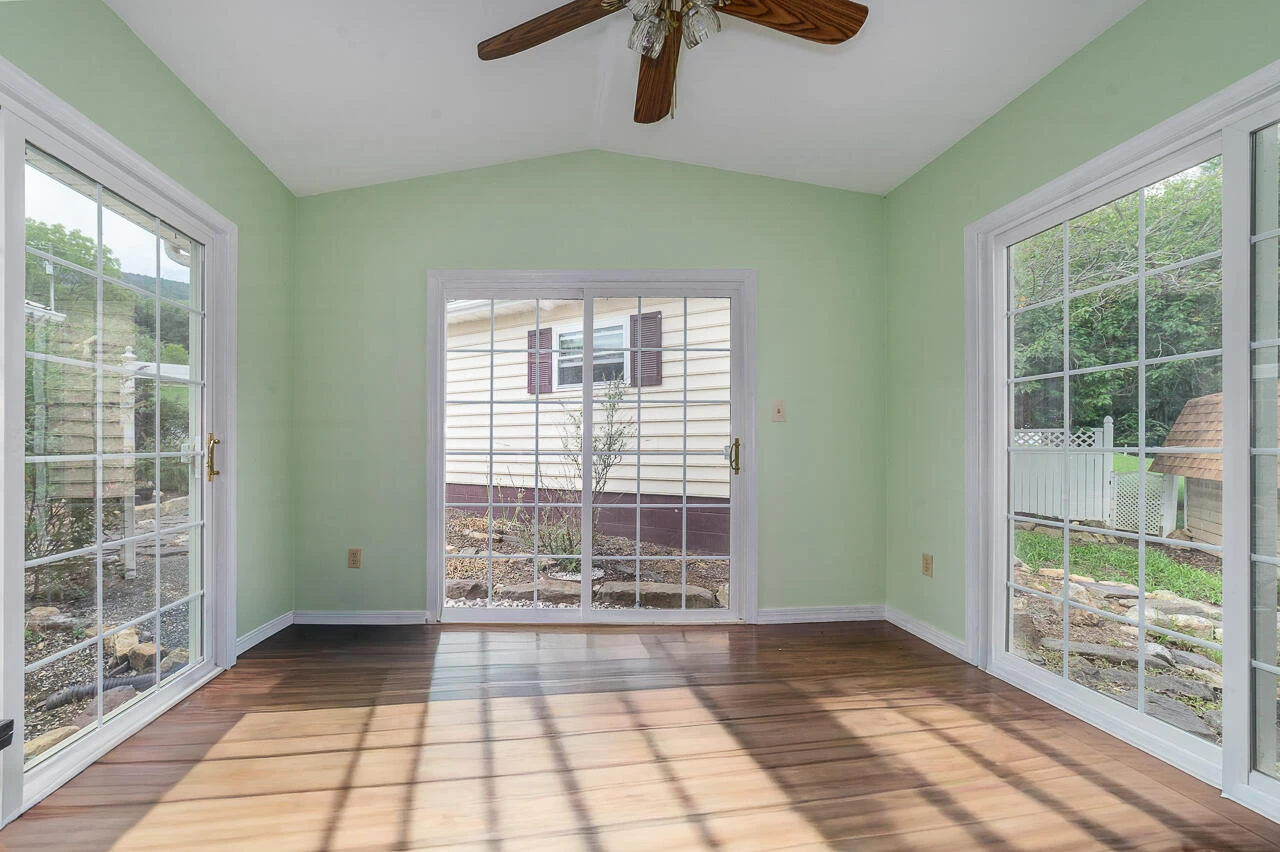 1152 Hayslette Rd - Photo 12
