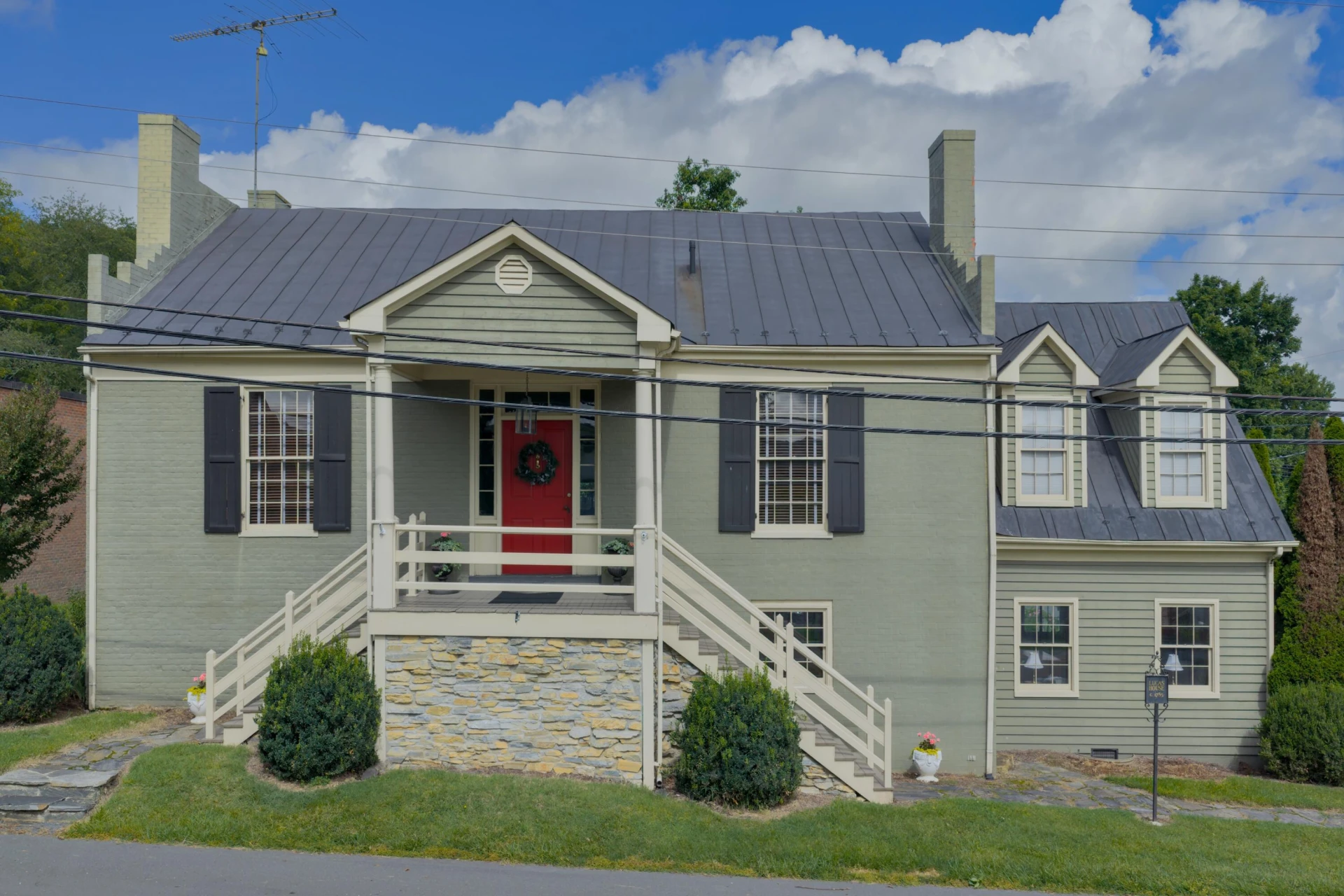 8 Hays Creek Rd