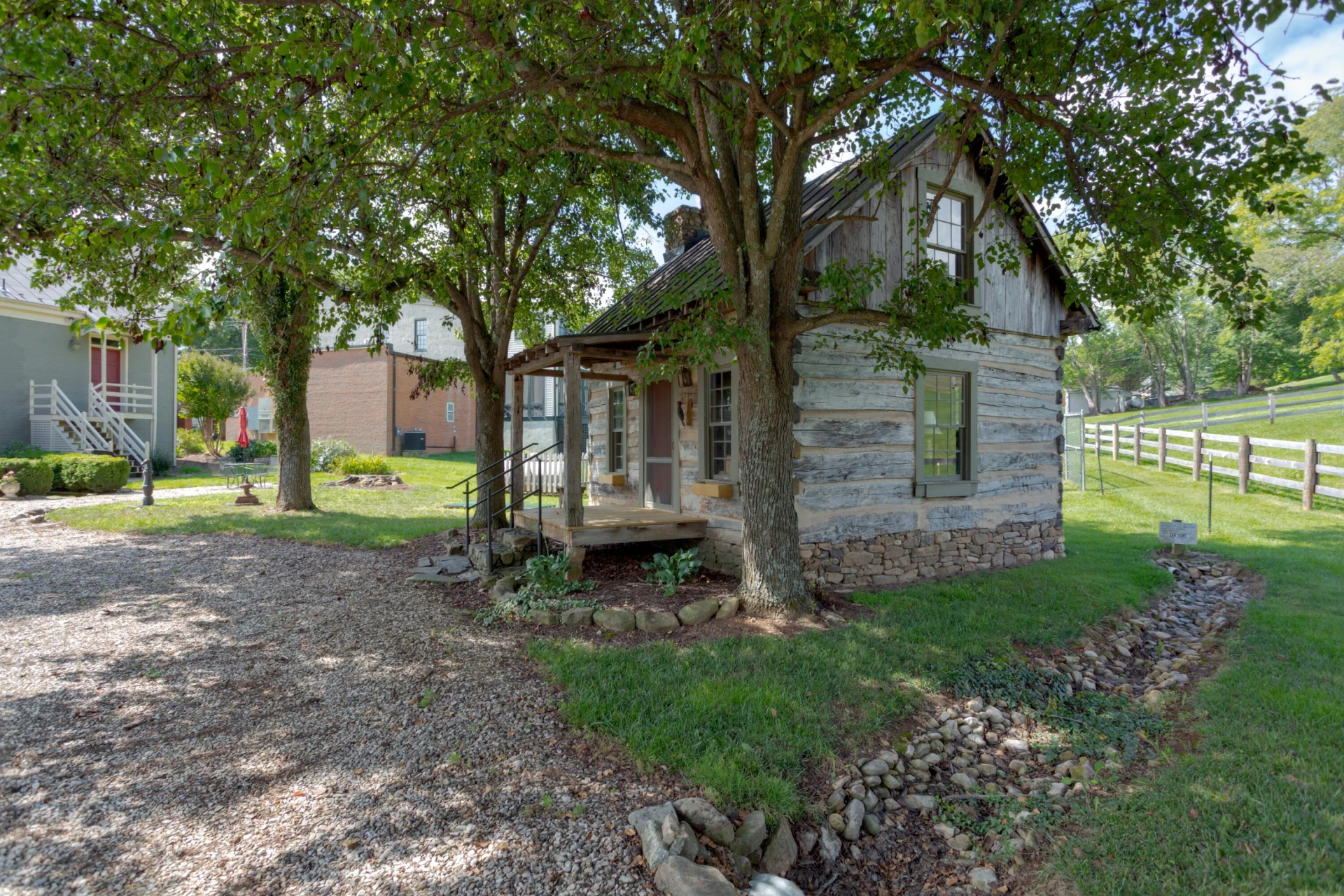 8 Hays Creek Rd - Photo 71