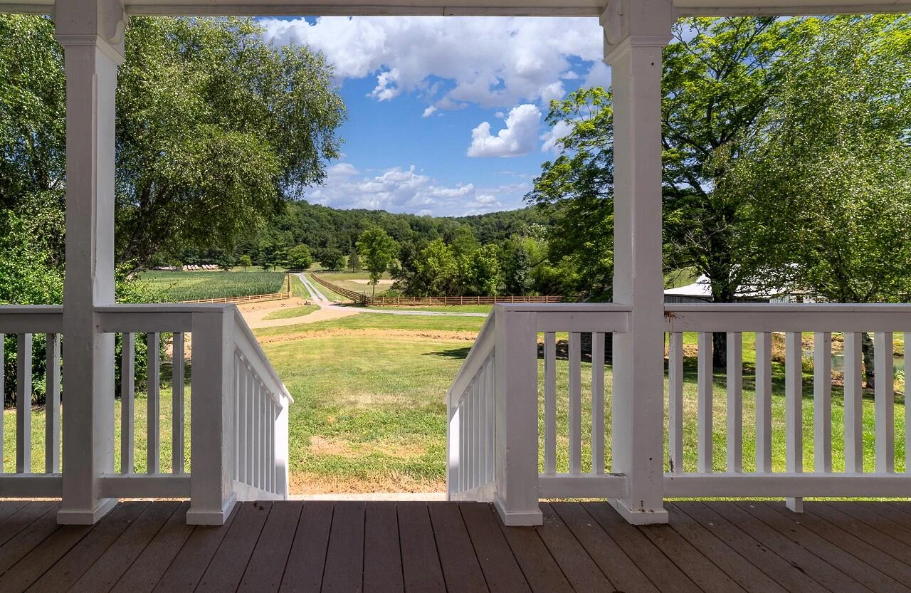 504 Springbranch Rd - Photo 4