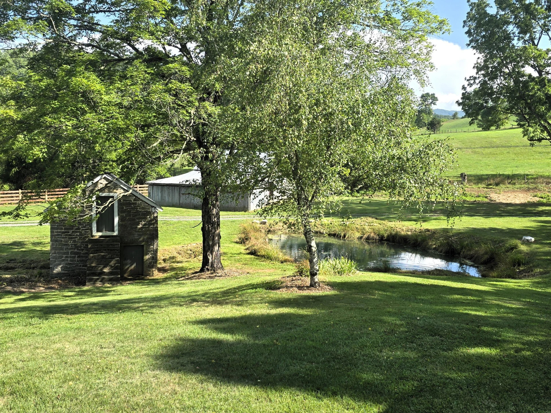 504 Springbranch Rd - Photo 13