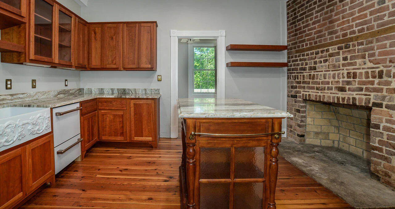 504 Springbranch Rd - Photo 16