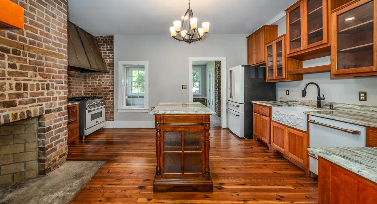 504 Springbranch Rd - Photo 23