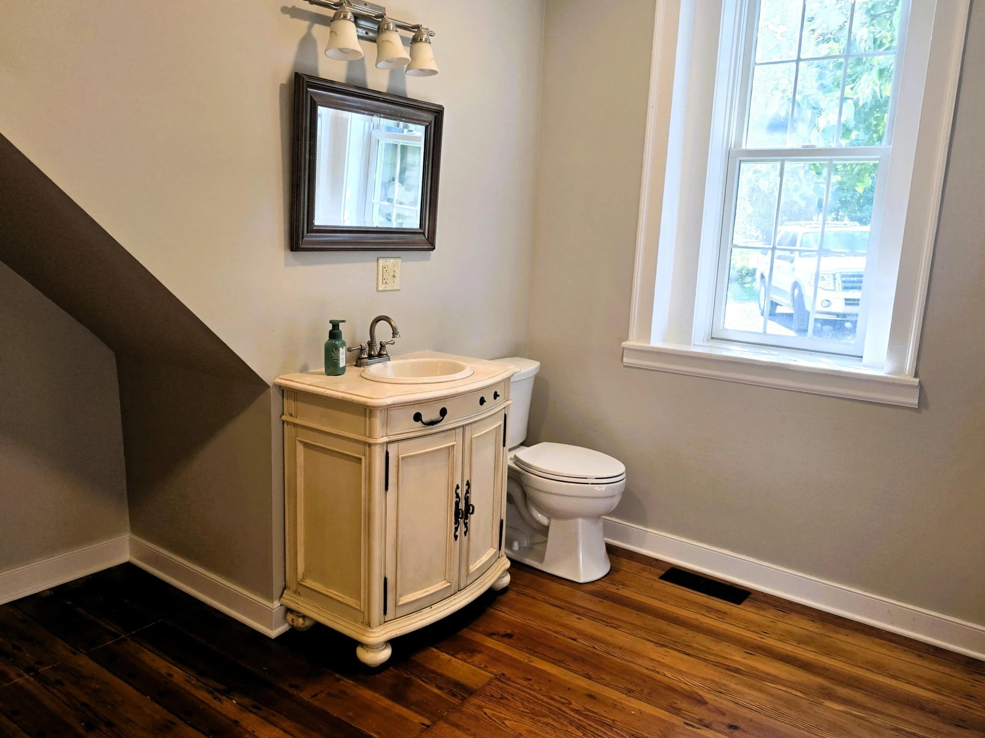 504 Springbranch Rd - Photo 31
