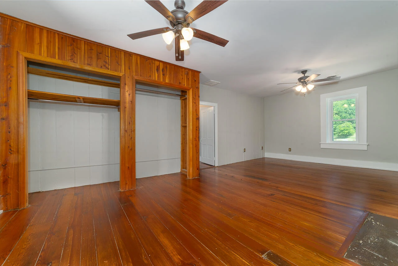 504 Springbranch Rd - Photo 37