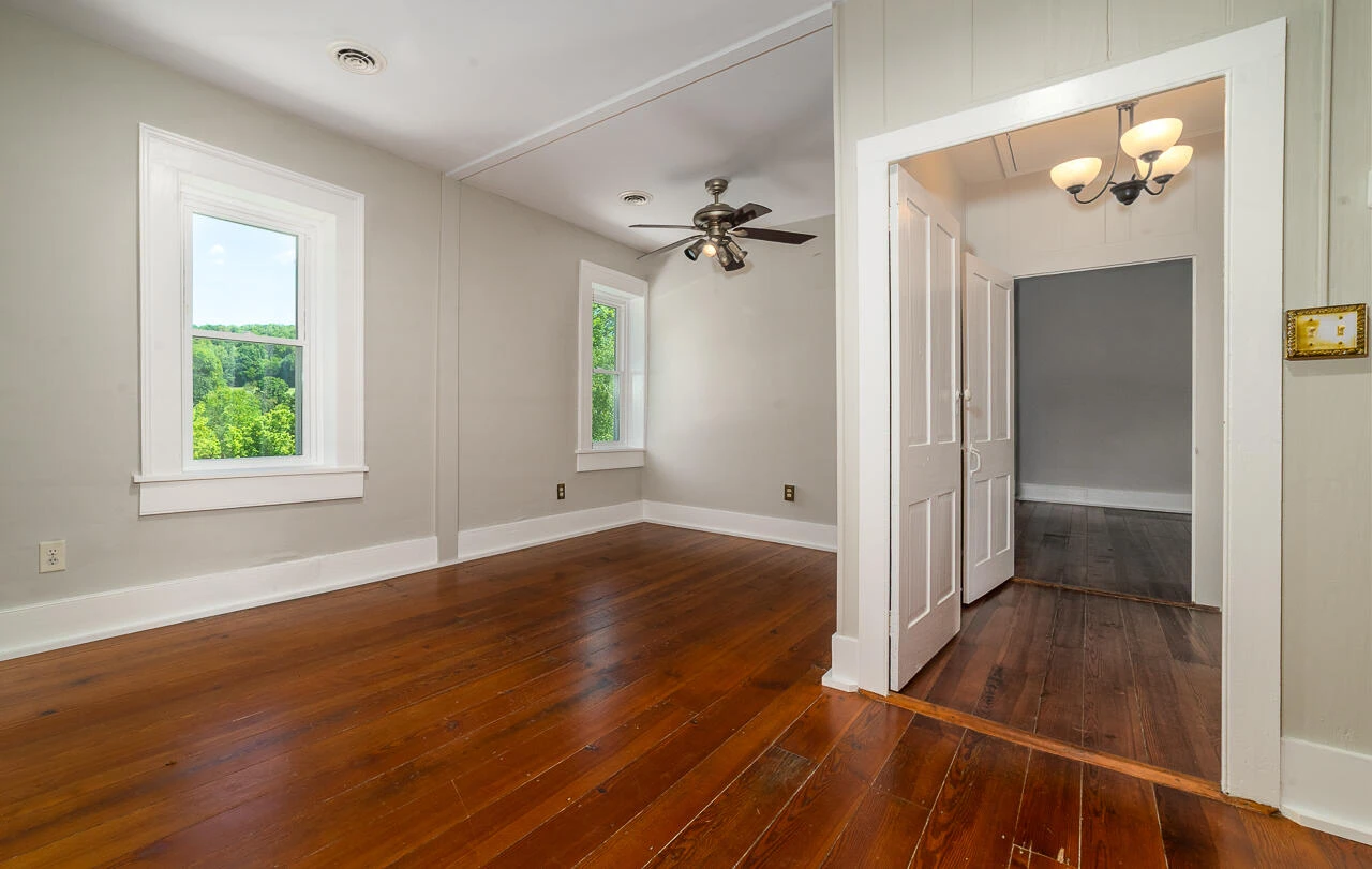 504 Springbranch Rd - Photo 45