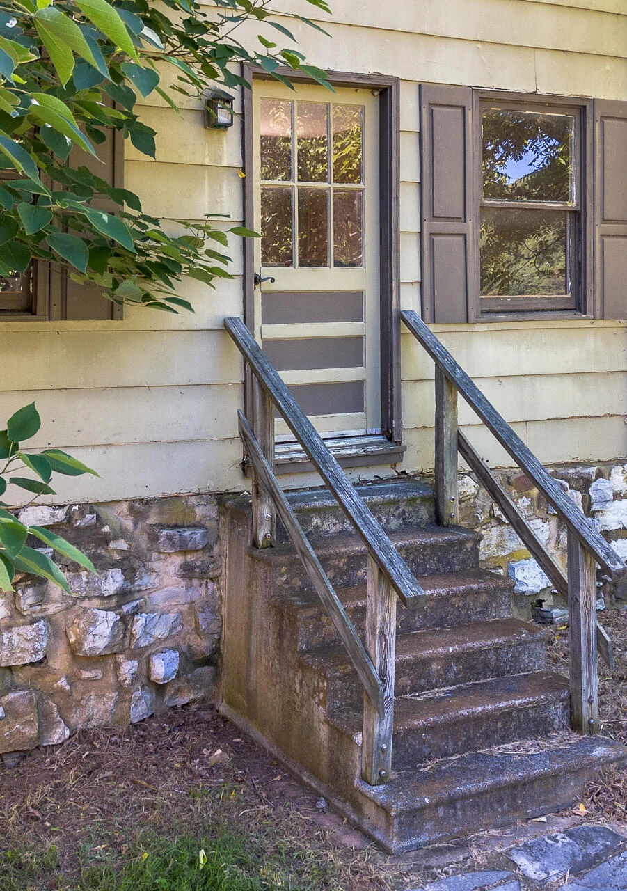 504 Springbranch Rd - Photo 63