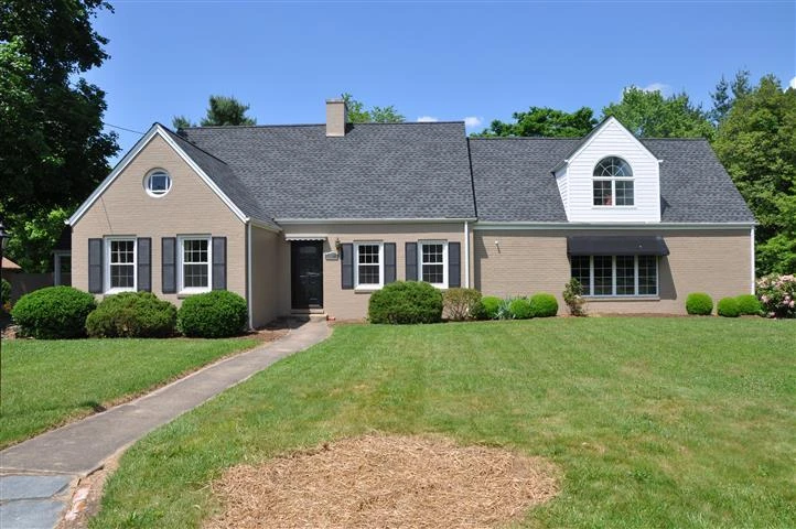 106 Waller Ave